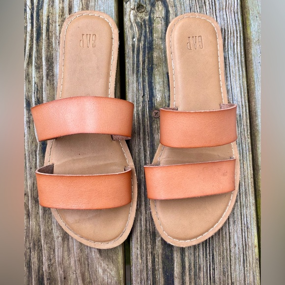 Gap Rust Brown Flip Flop/Sandals Size 6. - Picture 5 of 8